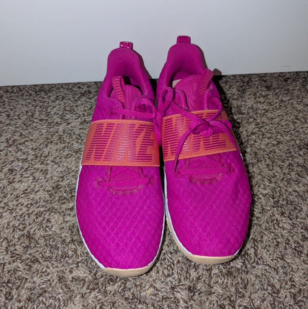Nikes Women's Atheltic Pink Shoes